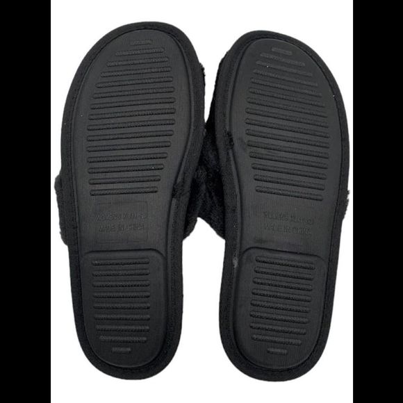 NFL Women's Fur Cross Team Slippers Eagles - - Picture 2 of 2